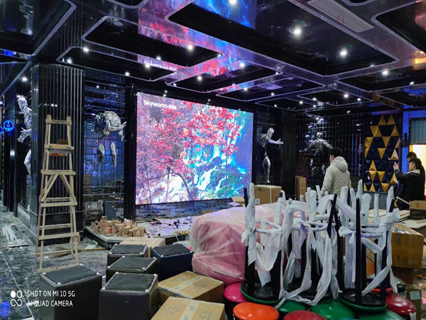 兴庆室内P2.5全彩显示屏